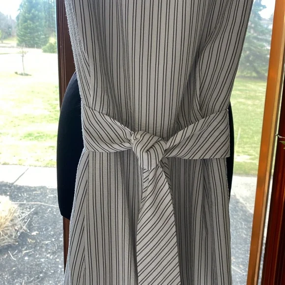 NWOT Jumpsuit Elegant Striped White with attached sash, very light and airy. - Picture 4 of 12